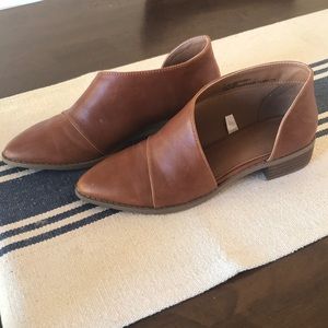 Universal Thread asymmetrical bootie